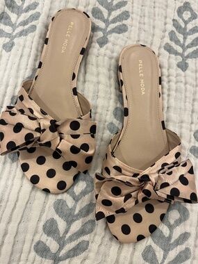 Pelle Moda flats